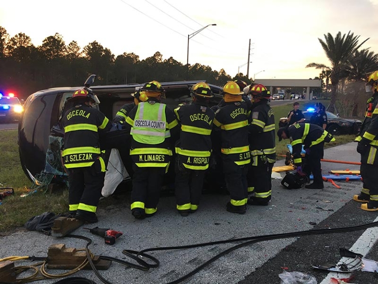 4 Family Members Killed After Pickup Truck Rear-Ends Van Near Disney World