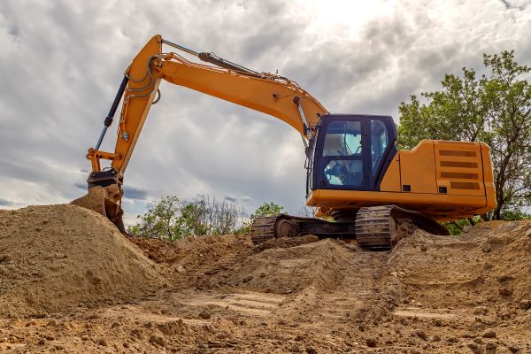 excavator, worker death, construction accident, construction site, GOLDLAW, Delray Beach, third-party claim