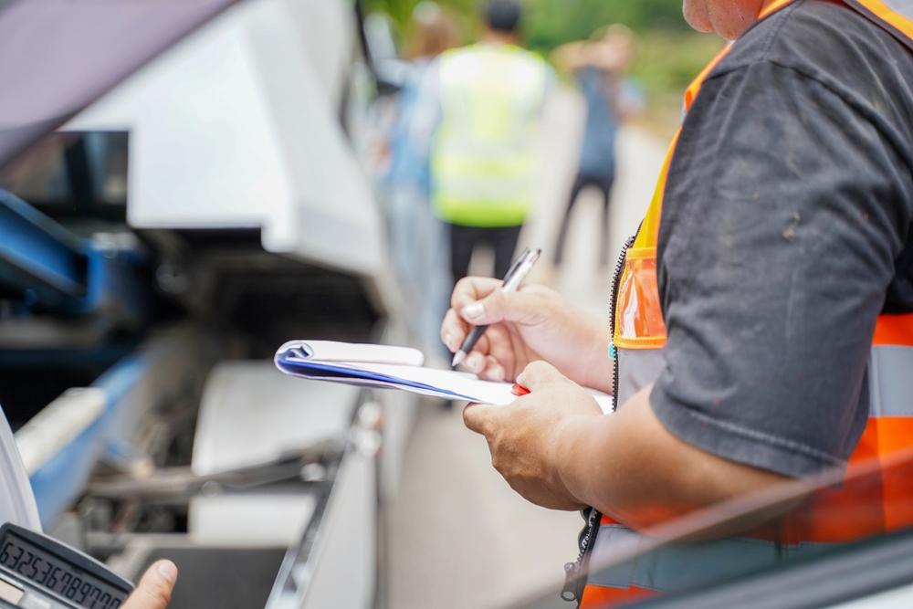 How Can a Truck Accident Lawyer Help?