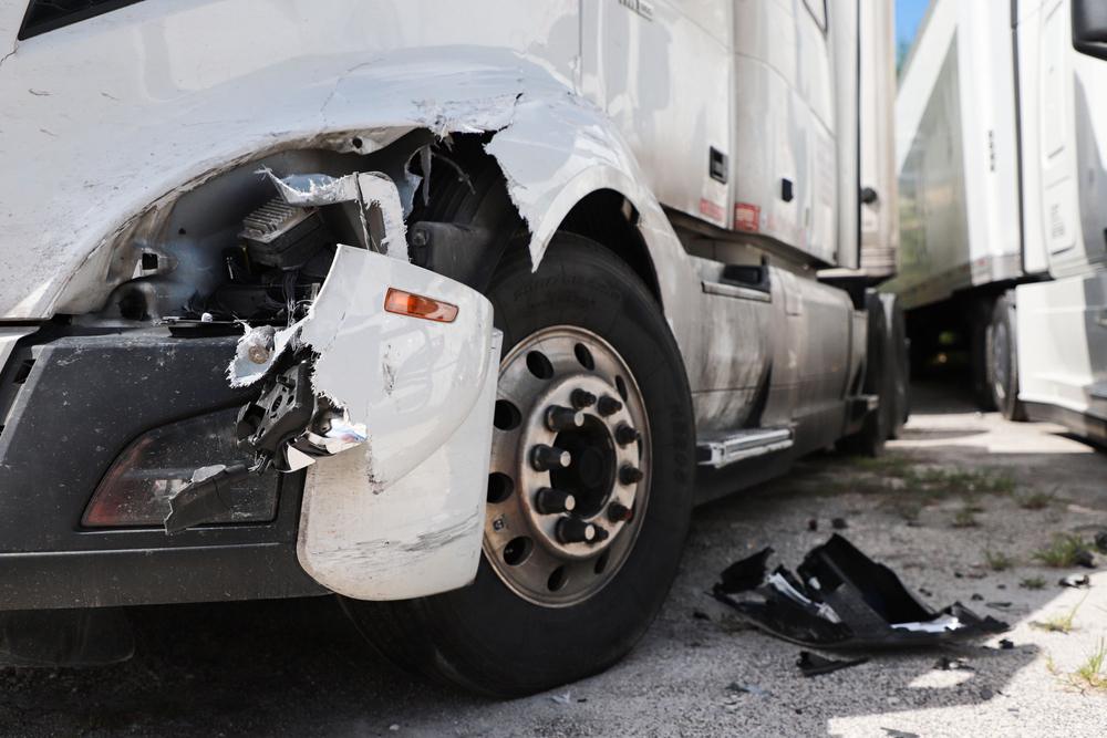 How to File a Truck Accident Claim in Florida